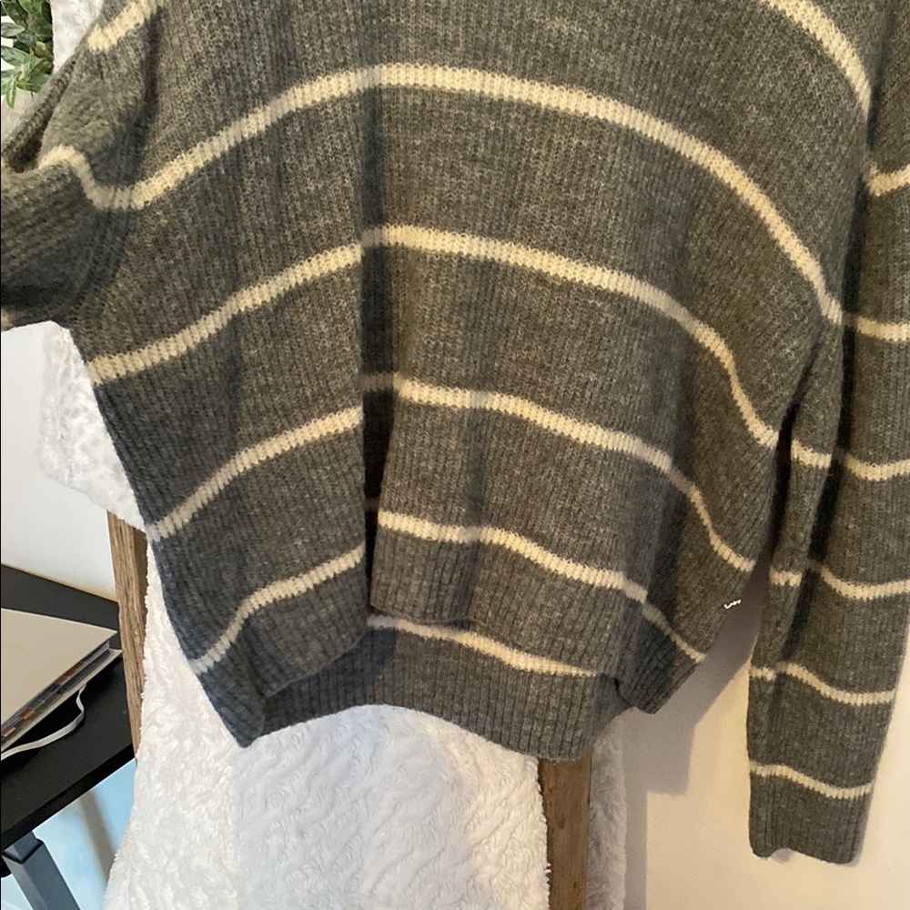Striped Gray Sweater - Picture 3 of 3